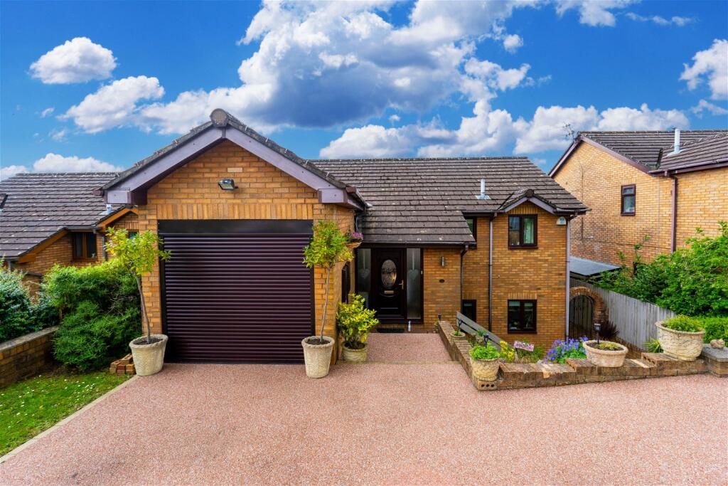 Additional property image - Cae Caradog, Caerphilly, CF83 2AA
