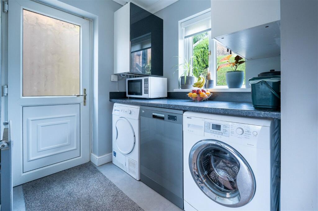 Additional property image - Cae Caradog, Caerphilly, CF83 2AA