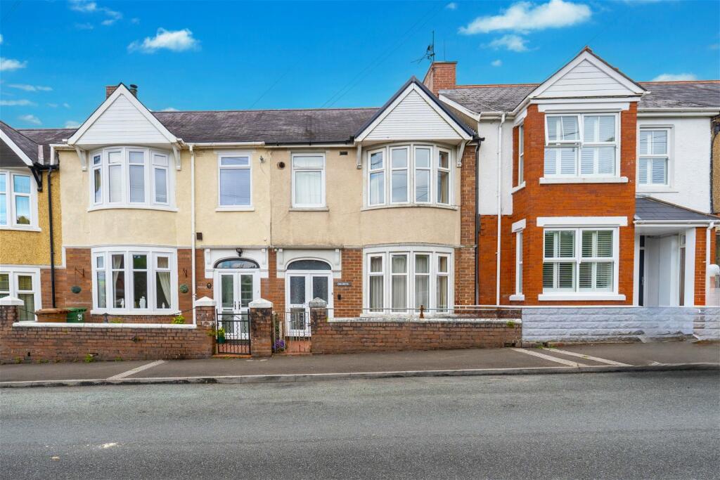 3 bedroom terraced house for sale in Princes Avenue, Caerphilly, CF83