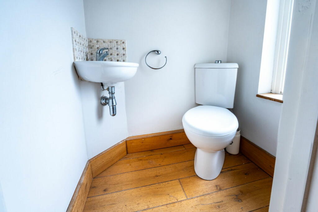 Additional property image - Pontmorlais, Merthyr Tydfil, CF47 8UY