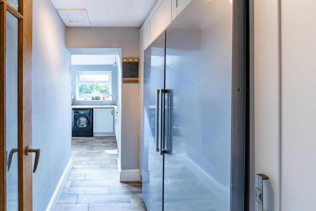 Additional property image - Pontmorlais, Merthyr Tydfil, CF47 8UY