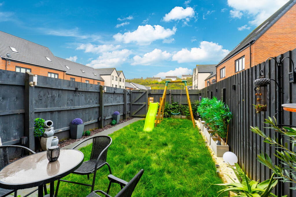 Additional property image - Lon Y Rheilffordd, Barry, CF62 5BP