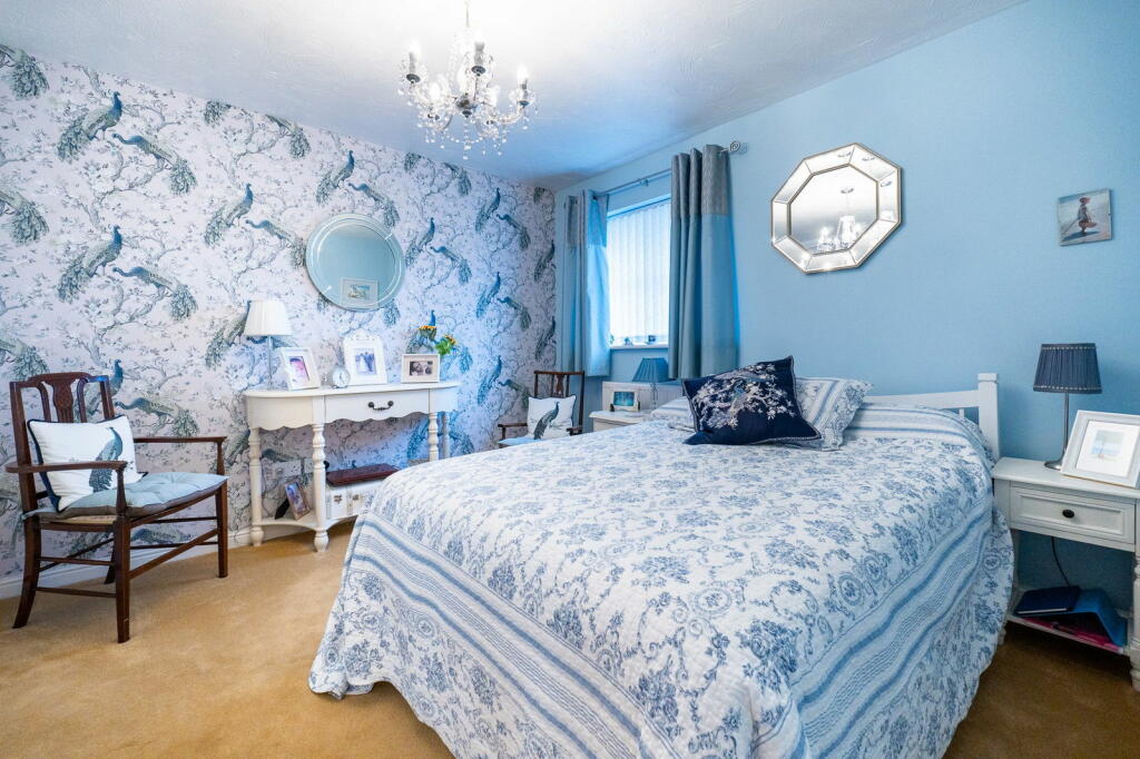Additional property image - Meadow Way, Caerphilly, CF83 1TQ