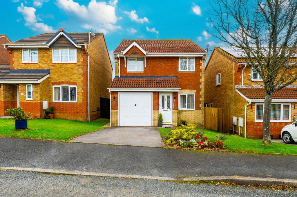 Additional property image - Meadow Way, Caerphilly, CF83 1TQ