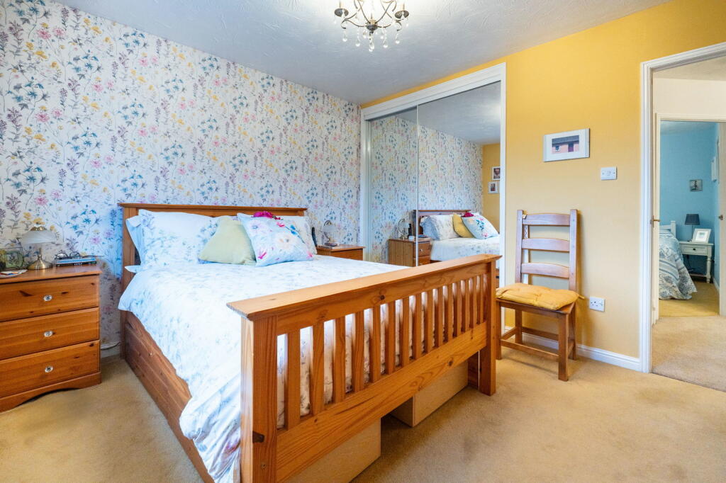 Additional property image - Meadow Way, Caerphilly, CF83 1TQ