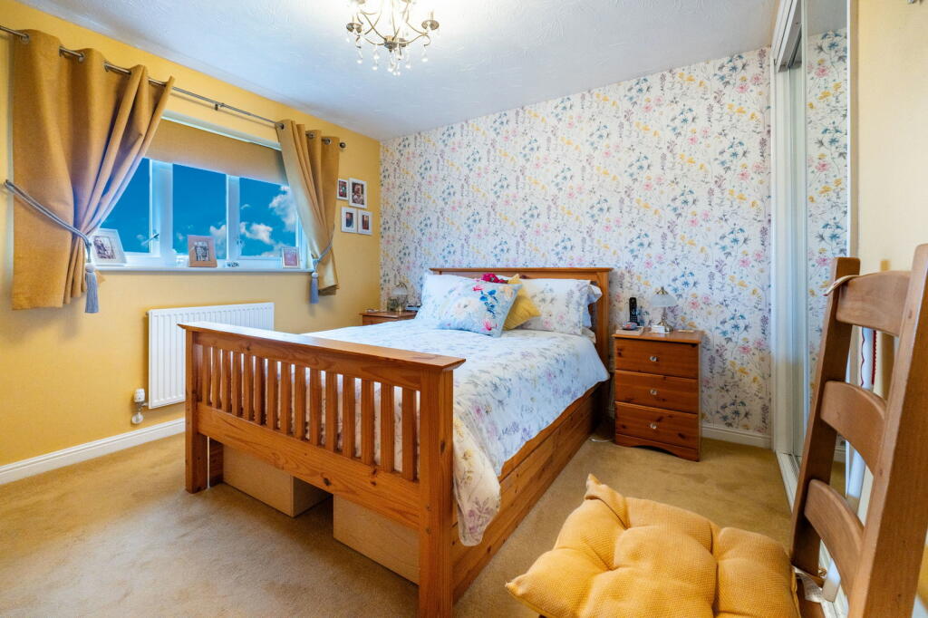 Additional property image - Meadow Way, Caerphilly, CF83 1TQ