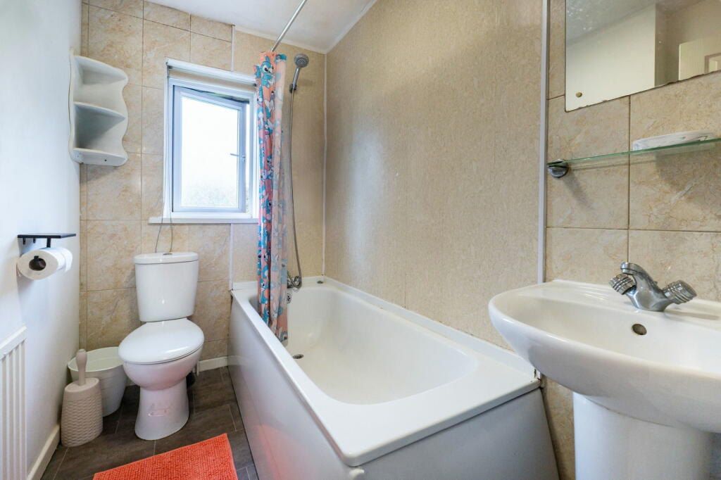 Additional property image - Heol Cwm Ifor, Caerphilly, CF83 2EU