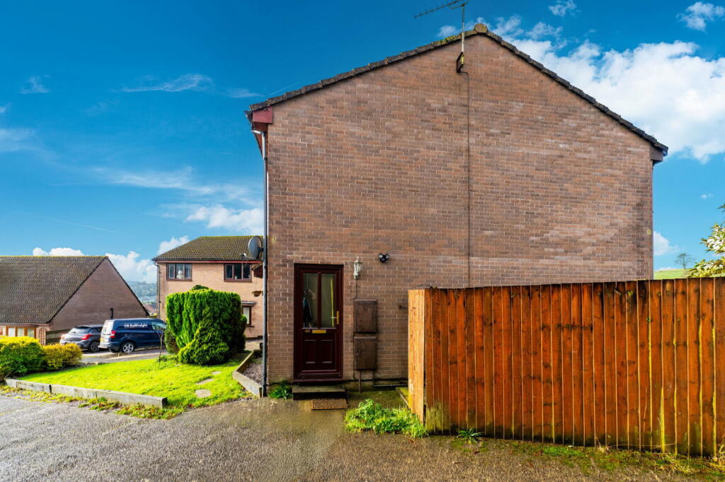 Additional property image - Heol Cwm Ifor, Caerphilly, CF83 2EU