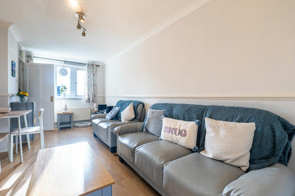 Additional property image - Heol Cwm Ifor, Caerphilly, CF83 2EU