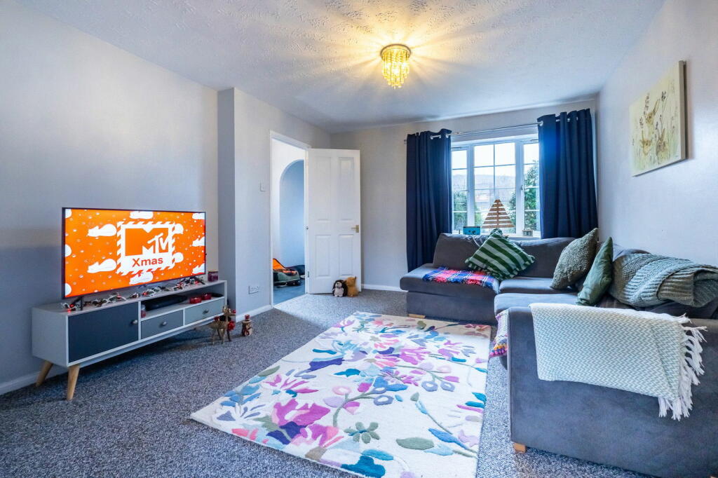 Additional property image - Cwrt Nant Y Felin, Caerphilly, CF83 1TP