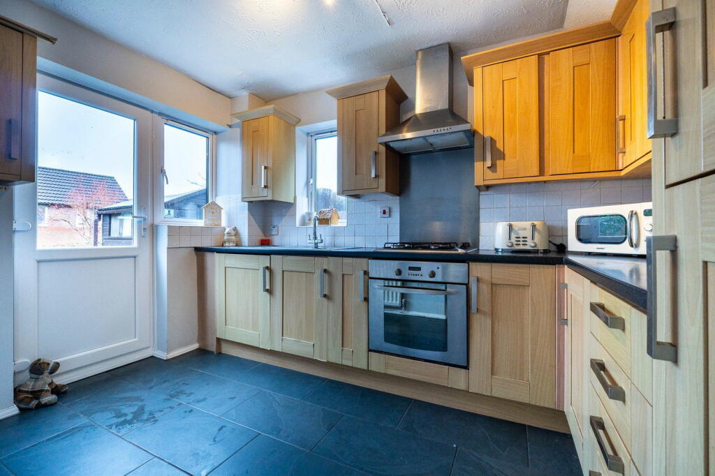 Additional property image - Cwrt Nant Y Felin, Caerphilly, CF83 1TP