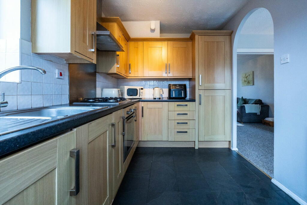 Additional property image - Cwrt Nant Y Felin, Caerphilly, CF83 1TP
