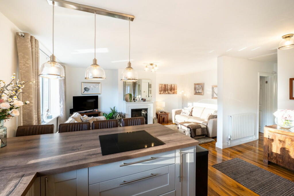 Additional property image - Heather Way, Porth, CF39 9TL