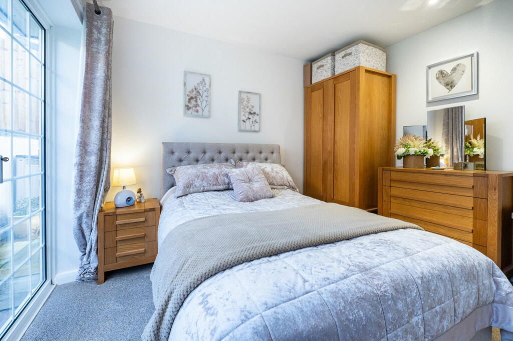 Additional property image - Heather Way, Porth, CF39 9TL