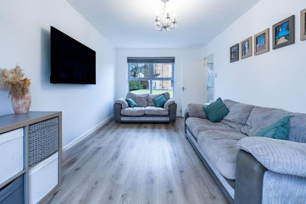 Additional property image - Emanuel Close, Caerphilly, CF83 1SG