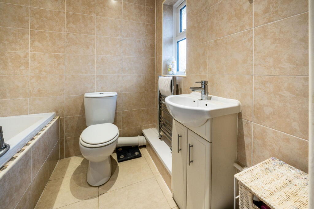 Additional property image - Emanuel Close, Caerphilly, CF83 1SG