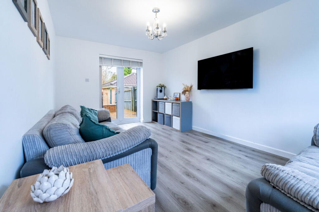 Additional property image - Emanuel Close, Caerphilly, CF83 1SG