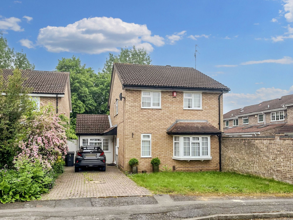 Main image of property: Chadderton Close, Leicester, LE2