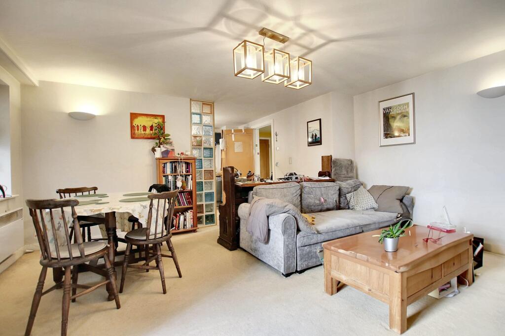 Main image of property: Princess Road East, Leicester, LE1