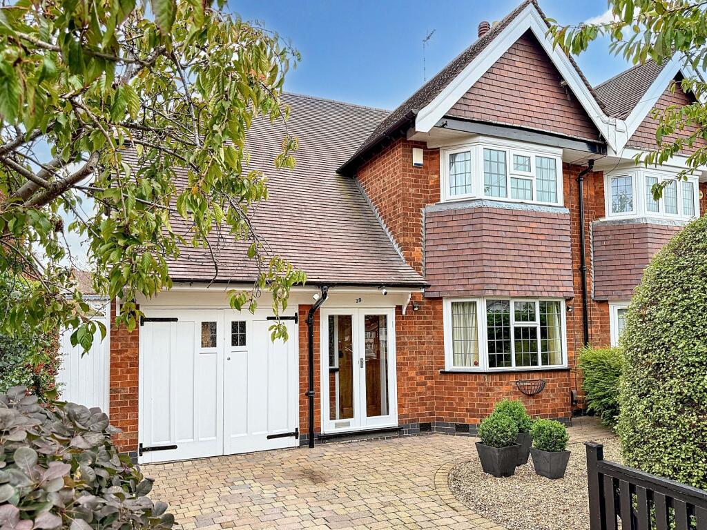 Main image of property: Kingsmead Road, Leicester, LE2