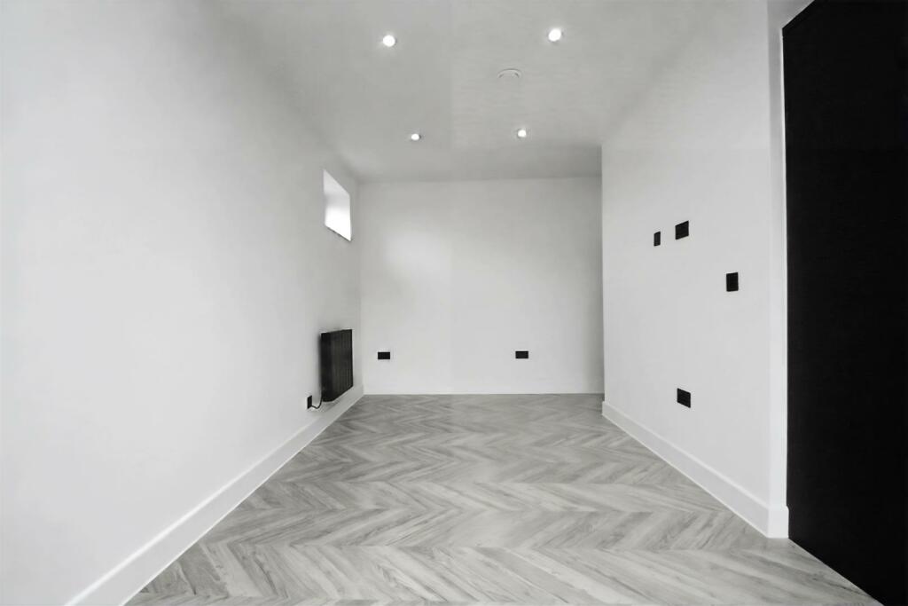 Additional property image - The Common, Hatfield