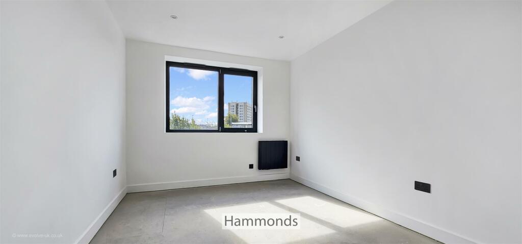 Additional property image - The Common, Hatfield