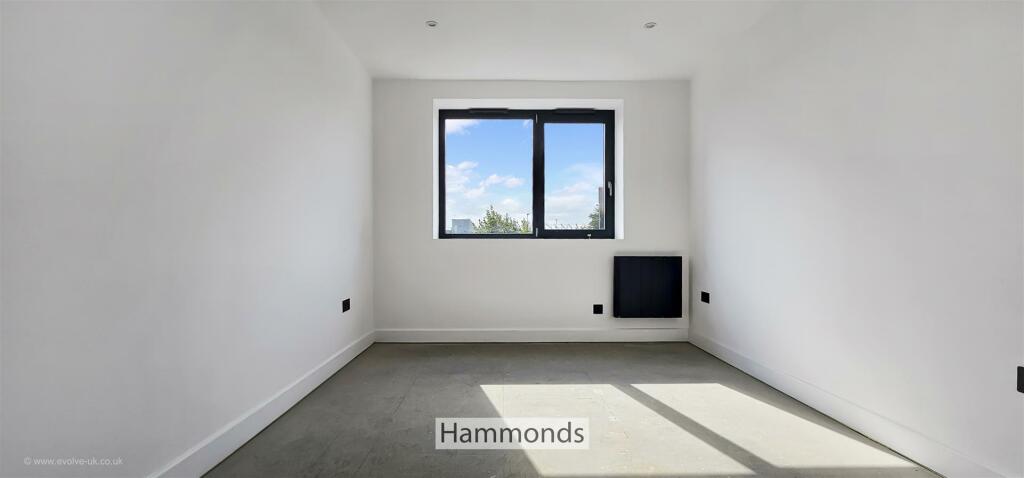 Additional property image - The Common, Hatfield