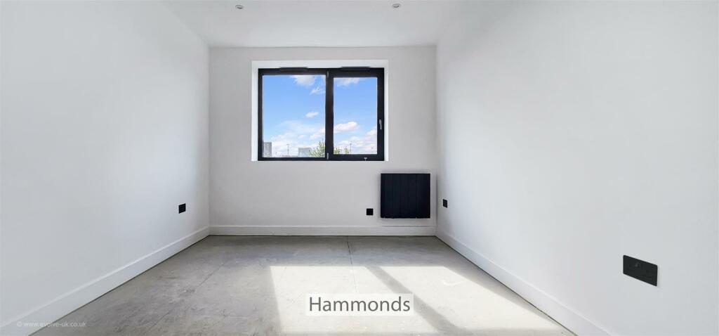 Additional property image - The Common, Hatfield