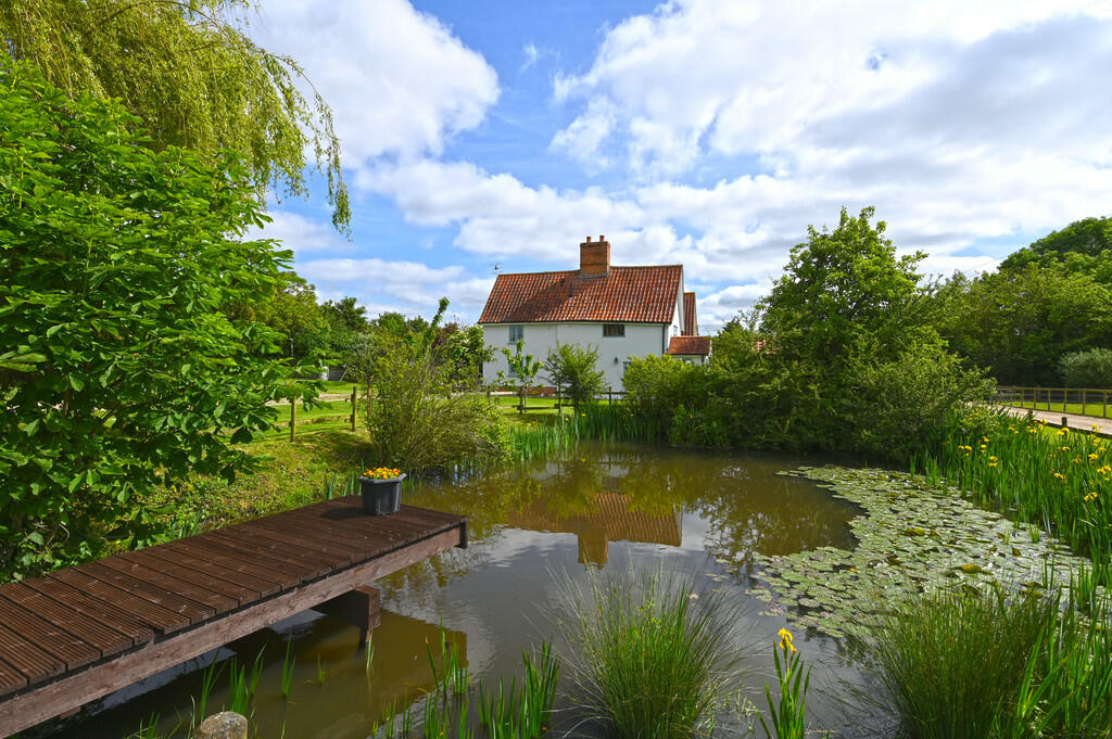 Main image of property: SUFFOLK, Debenham  EQUESTRIAN, LIFESTYLE, SMALLHOLDING, HOLIDAY LET/ANNEXE POTENTIAL (STP)