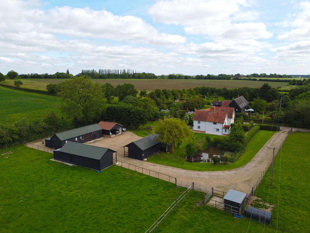Main image of property: SUFFOLK, Debenham  EQUESTRIAN, LIFESTYLE, SMALLHOLDING, HOLIDAY LET/ANNEXE POTENTIAL (STP)