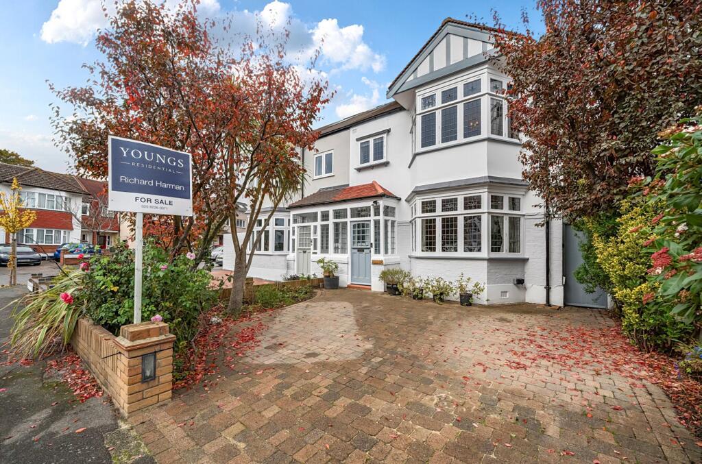 Main image of property: Cheyne Avenue, London, E18