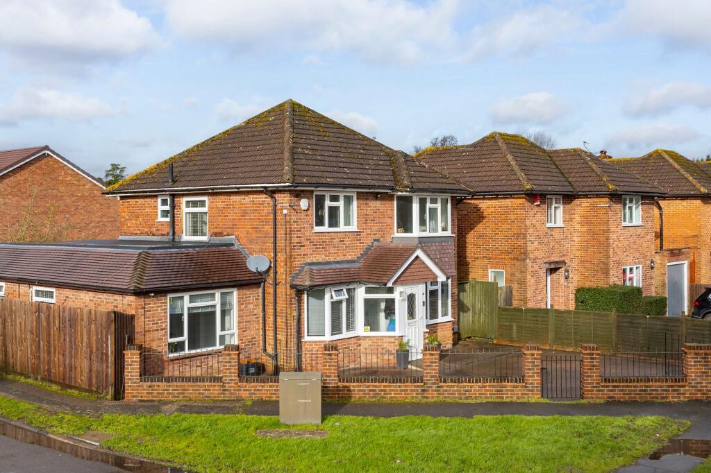 Main image of property: Sangers Drive, Horley, RH6