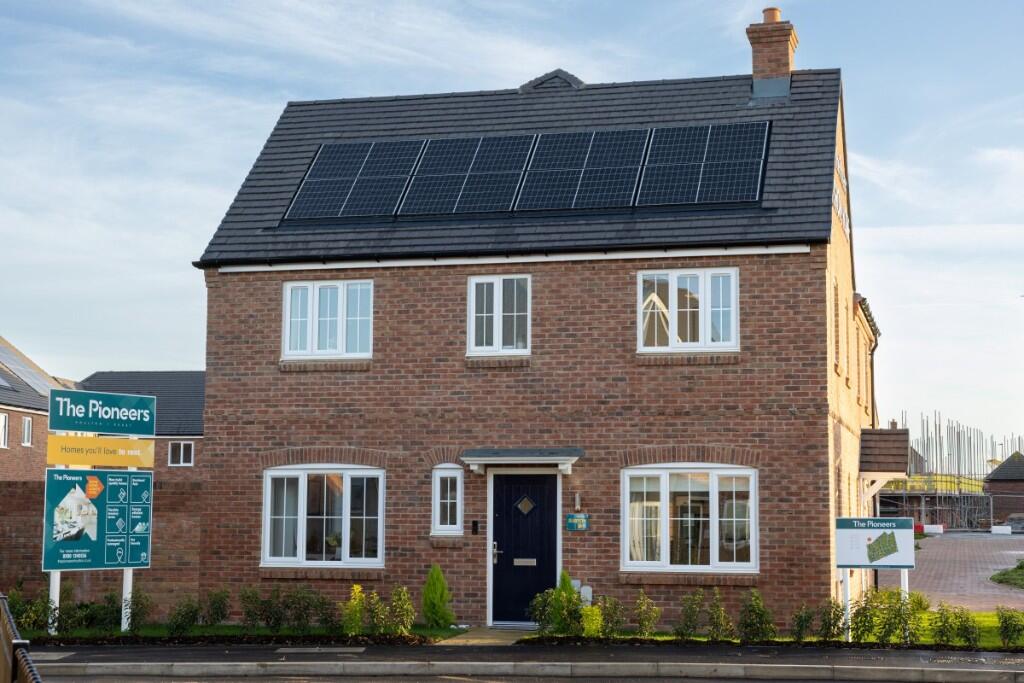 Main image of property: Hollinghurst Close, Rugby, Warwickshire, CV23