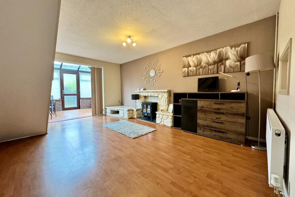 2 bedroom house for sale in Woodham Park, Barry, CF62