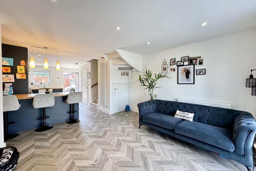 Additional property image - Clos Cymmer, Barry