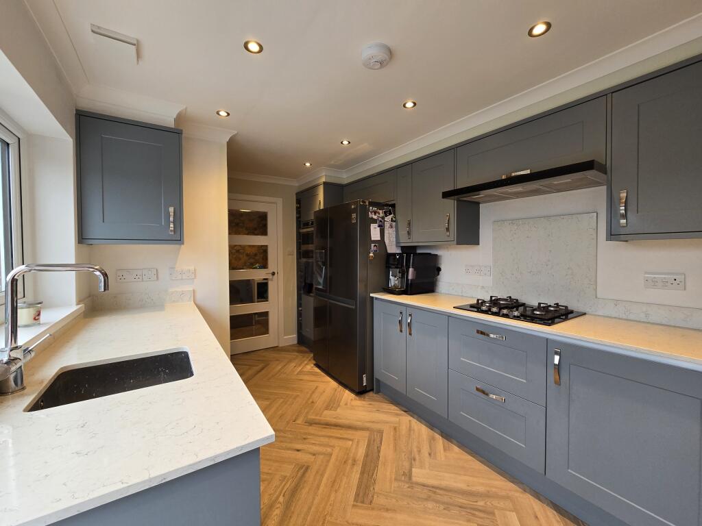 Additional property image - Westbury Close, Barry