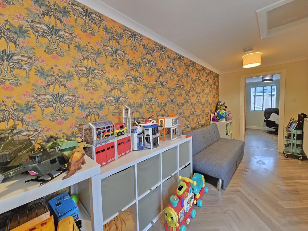 Additional property image - Westbury Close, Barry