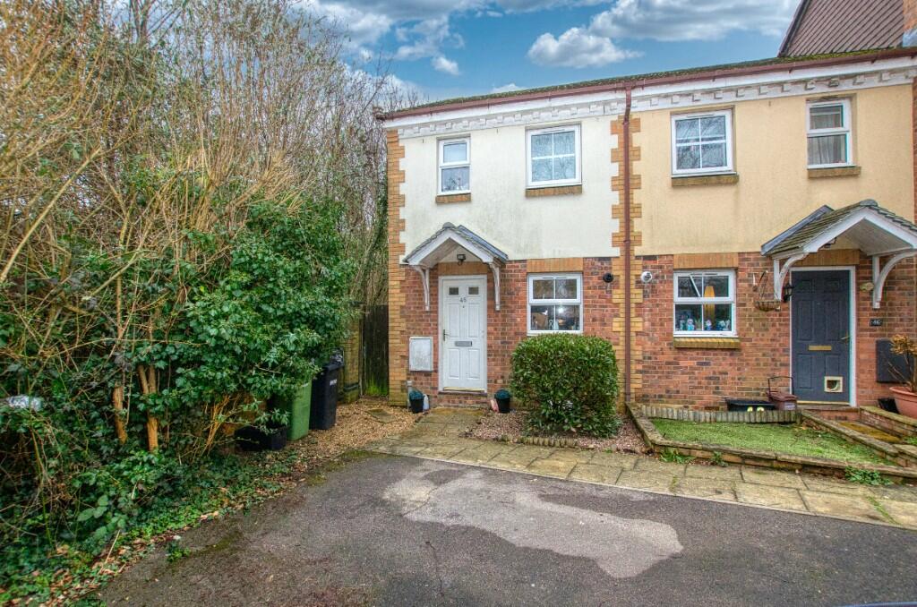 2 bedroom end of terrace house for sale in Hatch Mead, Southampton, Hampshire, SO30
