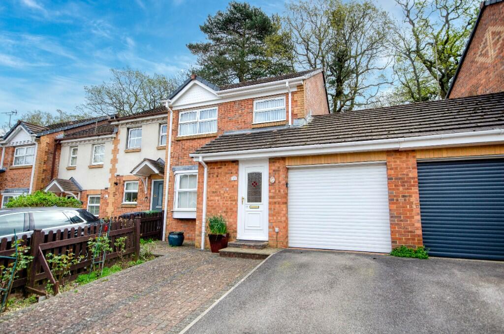 3 bedroom end of terrace house for sale in Hatch Mead, West End, Southampton, SO30