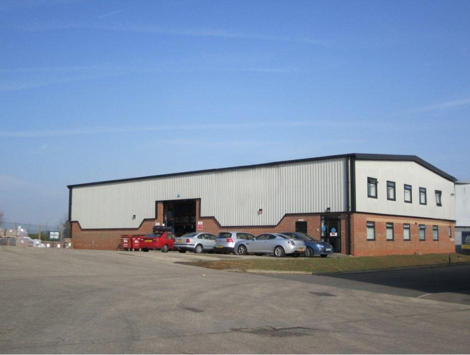 Main image of property: Unit 6B, Vernon Court, Henson Way, Telford Way Industrial Estate, Kettering, Northamptonshire, NN16 8PX
