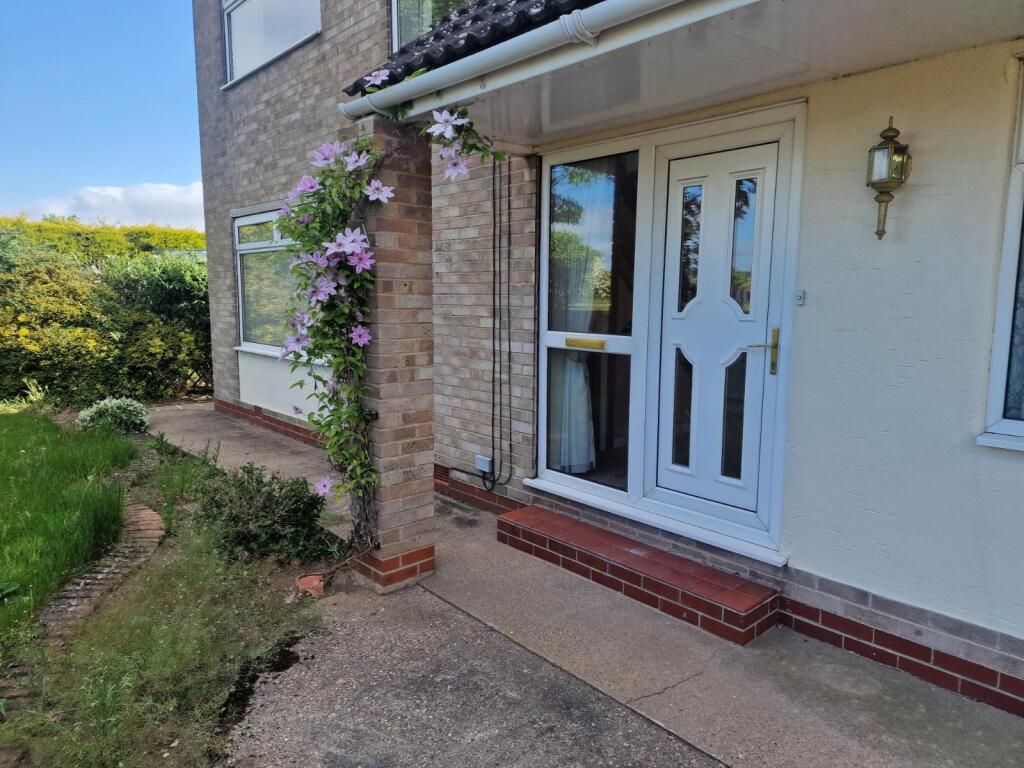 Main image of property: The Parkway, Willerby, HU10