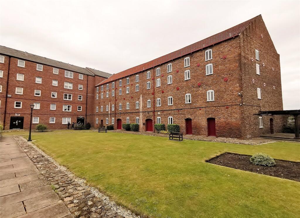 Main image of property: Pease Court, High Street, Hull, East Yorkshire, HU1
