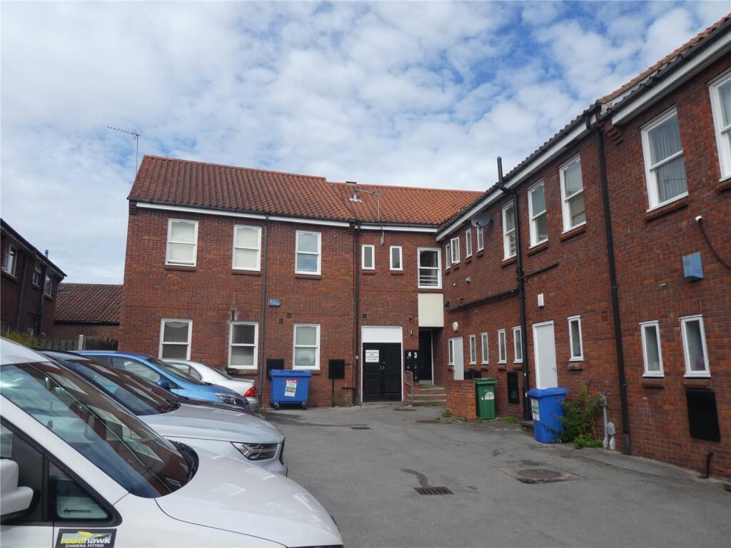 Main image of property: Prestongate, Hessle, East Yorkshire, HU13