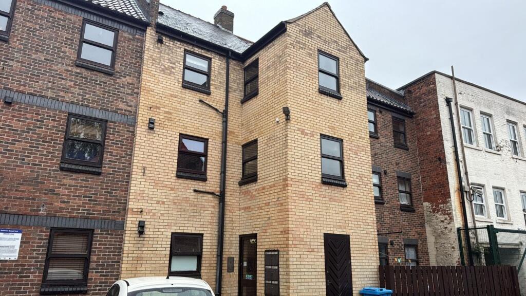 Main image of property: Grammar School Yard, Hull, HU1