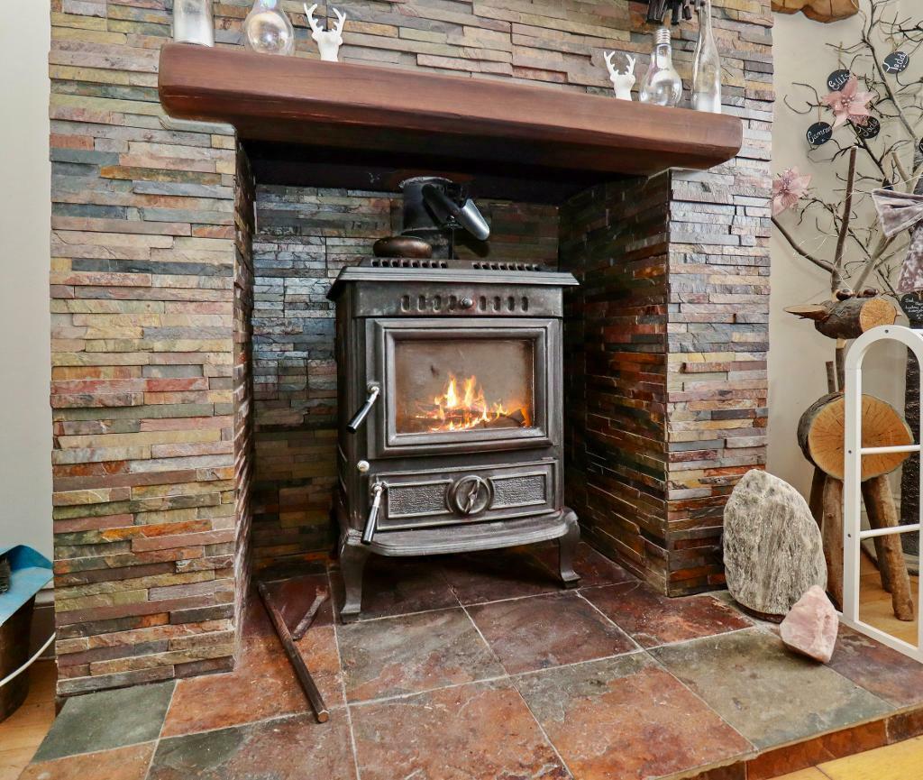 Additional property image - Brookside, Temple Ewell, Dover, Kent, CT16 3DP