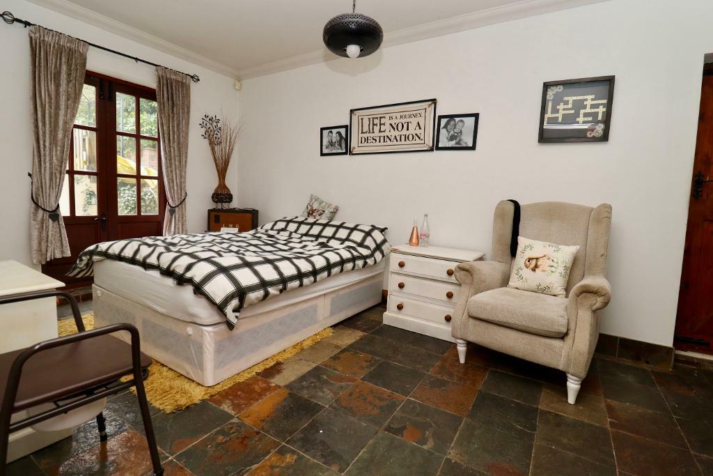 Additional property image - Brookside, Temple Ewell, Dover, Kent, CT16 3DP