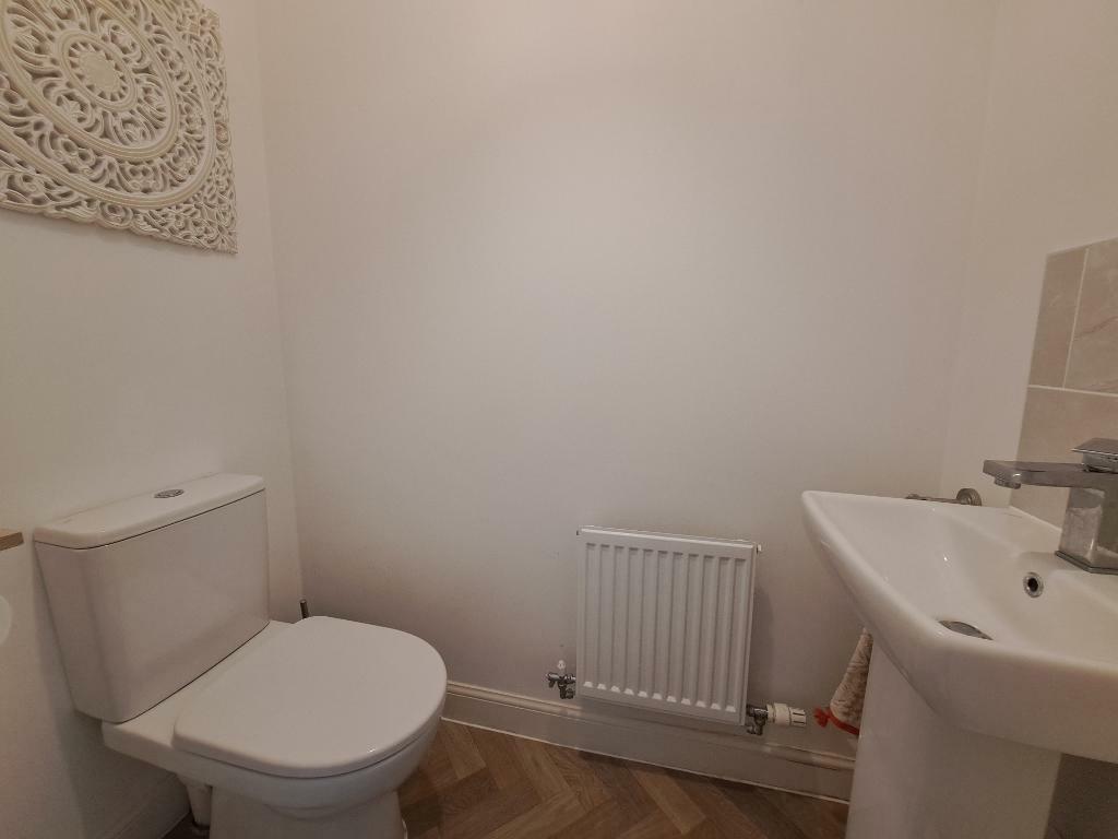 Additional property image - Lake Drive, Hythe, Kent, CT21 4BN