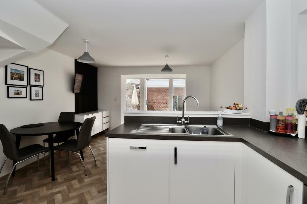 Additional property image - Lake Drive, Hythe, Kent, CT21 4BN