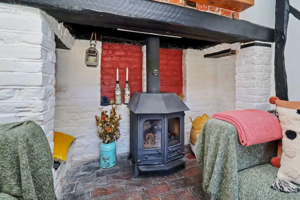 Additional property image - High street, Wingham, Kent, CT3 1DE