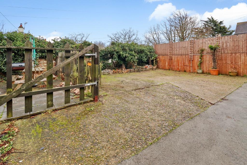 Additional property image - London Road, Deal, Kent, CT14 9PP